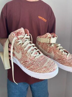 Vintage Nike High-Top Knit Sneakers